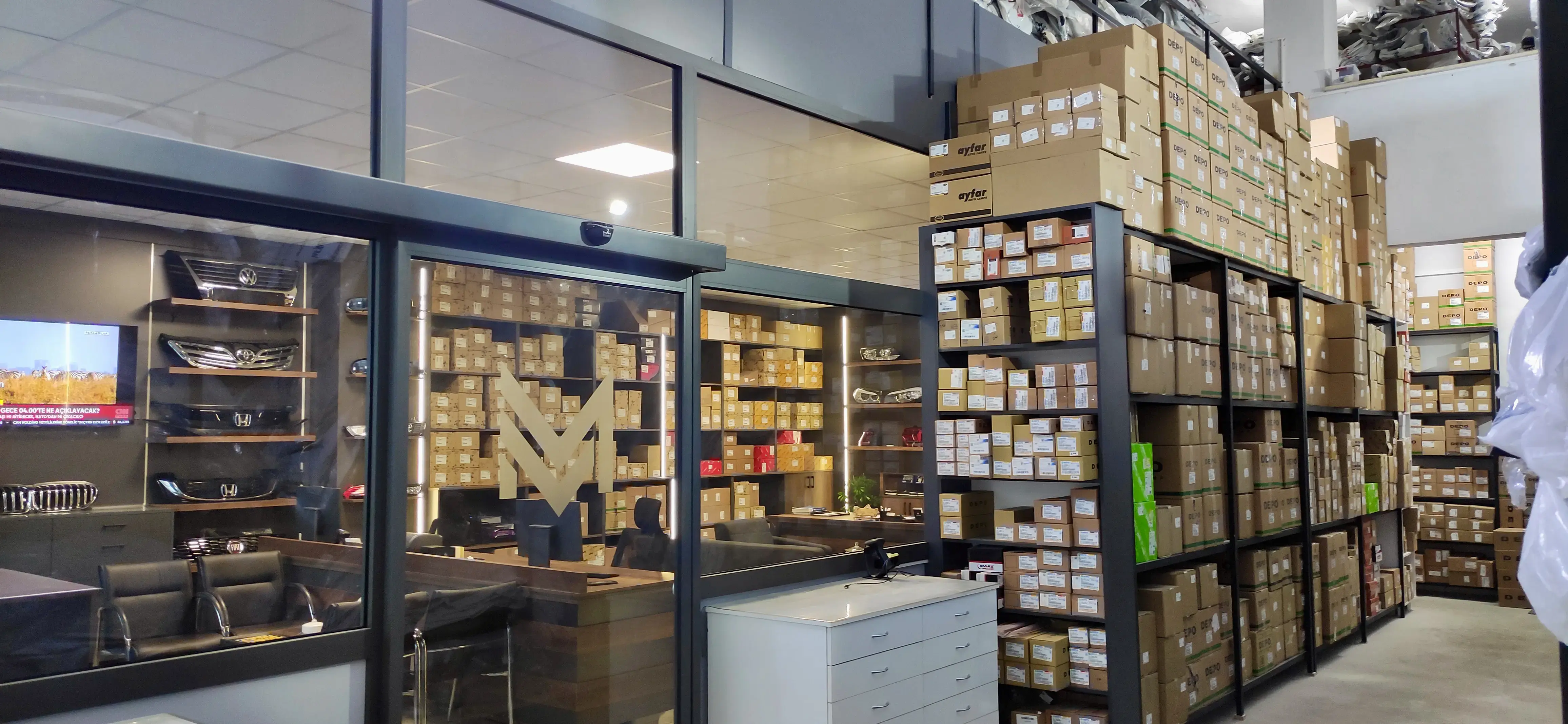 Marland Otomotiv Depo Alanı