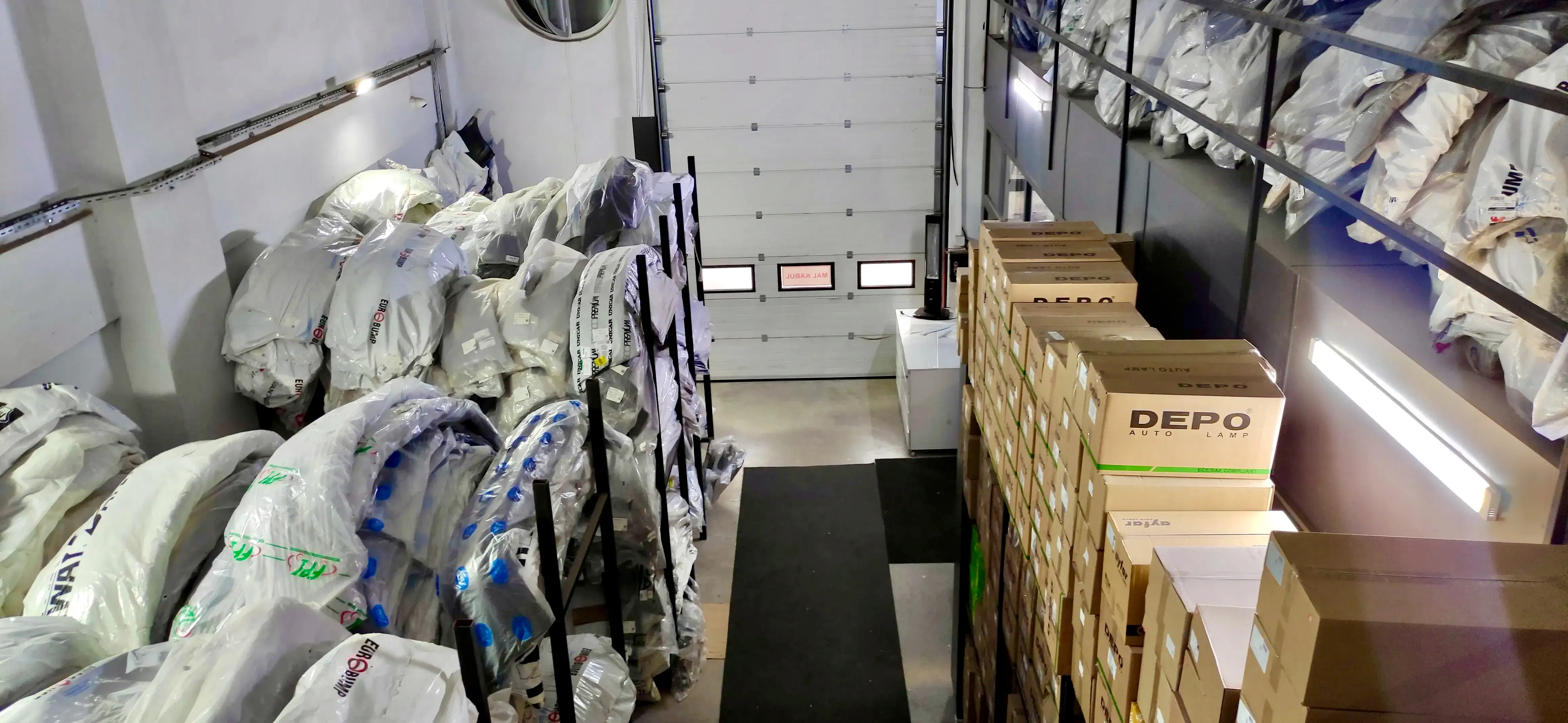 Marland Otomotiv Depo Alanı